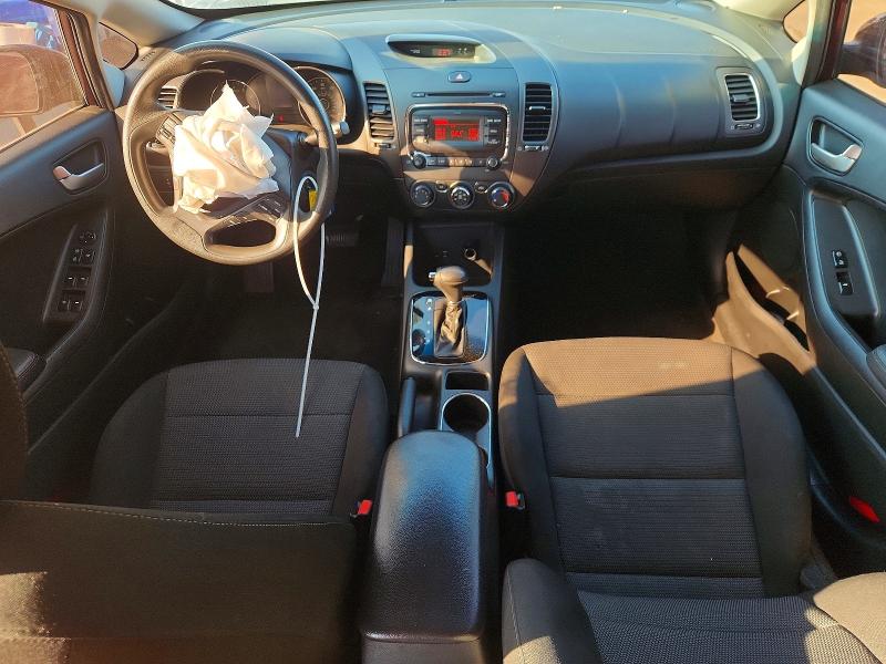 Photo 8 from auction – 2018 KIA FORTE with VIN 3KPFK4A73JE236237
