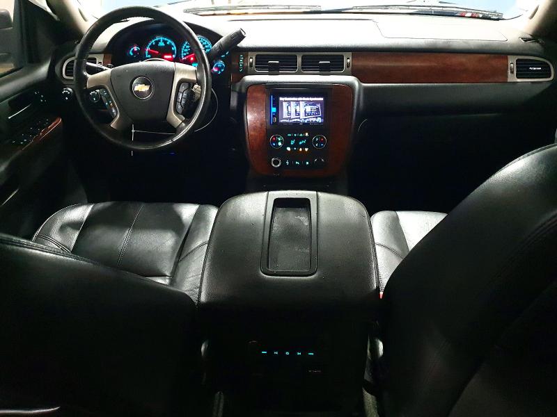 Photo 8 from auction – 2011 CHEVROLET AVALANCHE with VIN 3GNTKFE39BG351704