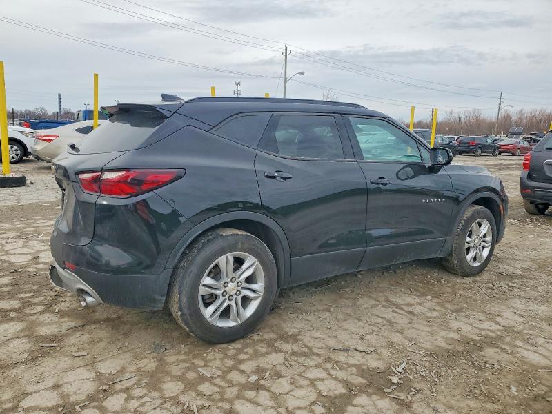Photo 3 from auction – 2019 CHEVROLET BLAZER with VIN 3GNKBCRS6KS659874