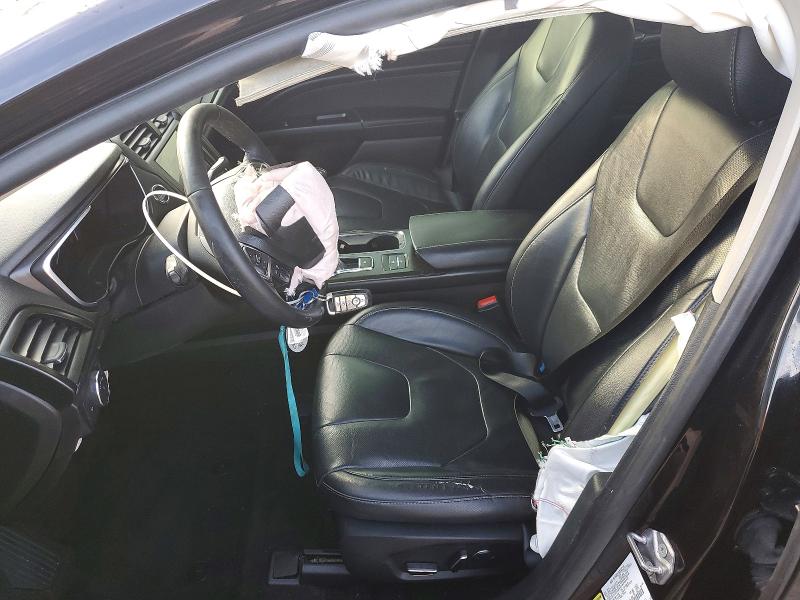 Photo 7 from auction – 2019 FORD FUSION with VIN 3FA6P0RU8KR117409