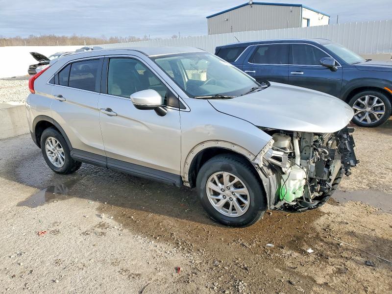 Photo 4 from auction – 2019 MITSUBISHI ECLIPSE CR with VIN JA4AT3AA9KZ016548