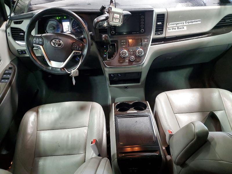 Photo 8 from auction – 2019 TOYOTA SIENNA XLE with VIN 5TDYZ3DC0KS020778