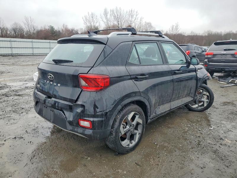 Photo 3 from auction – 2022 HYUNDAI VENUE with VIN KMHRC8A3XNU143023