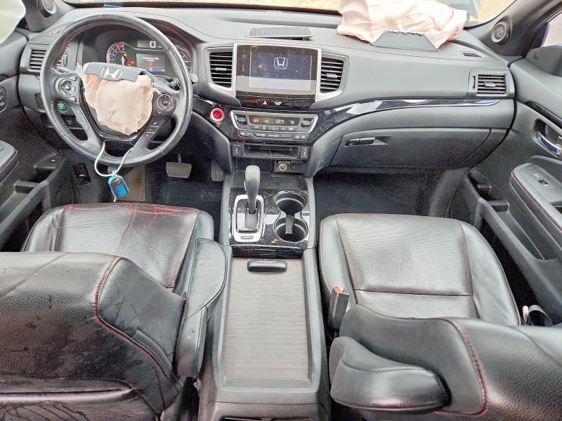 Photo 8 from auction – 2019 HONDA RIDGELINE with VIN 5FPYK3F84KB007802