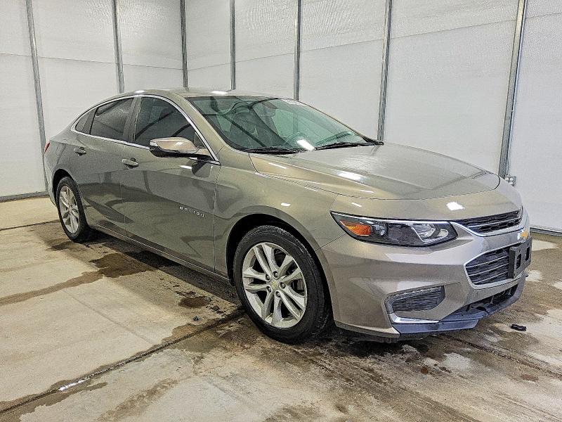 Photo 4 from auction – 2018 CHEVROLET MALIBU with VIN 1G1ZD5ST1JF114841