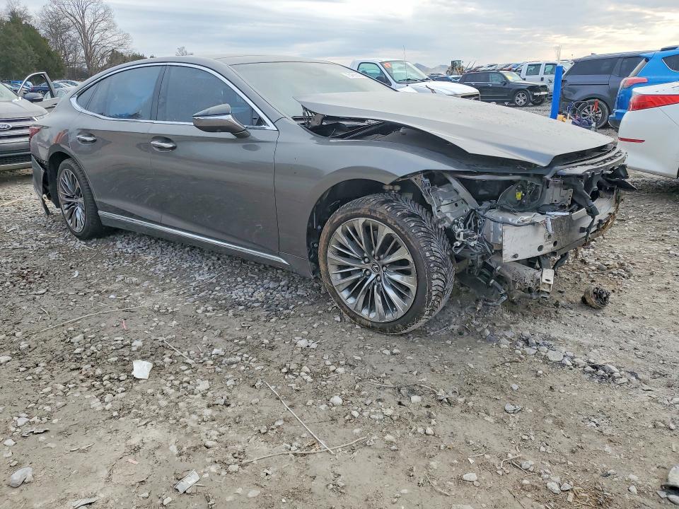 Photo 4 from auction – 2022 LEXUS LS with VIN JTHD51FF1N5016270