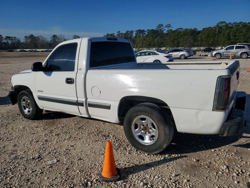 Photo 2 from auction – 2002 CHEVROLET SILVERADO with VIN 1GCEC14W32Z209135