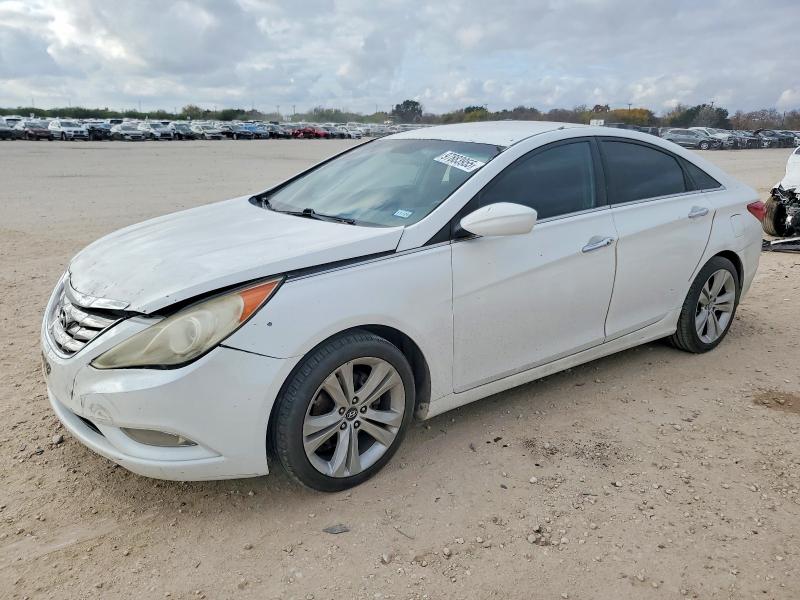 HYUNDAI SONATA 2011 with VIN 5NPEC4AC8BH147461 - Photo from auction