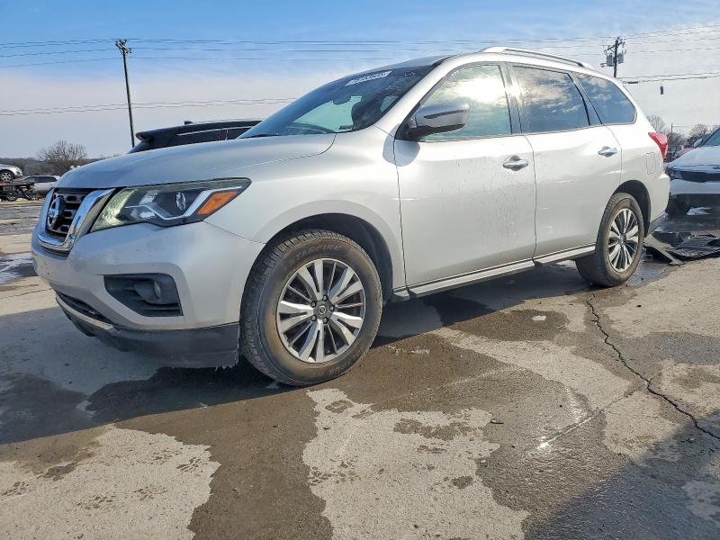 NISSAN PATHFINDER 2017 with VIN 5N1DR2MM7HC616591 - Photo from auction