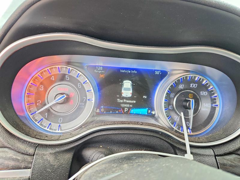 Photo 9 from auction – 2016 CHRYSLER 300 LIMITE with VIN 2C3CCAAG1GH334456