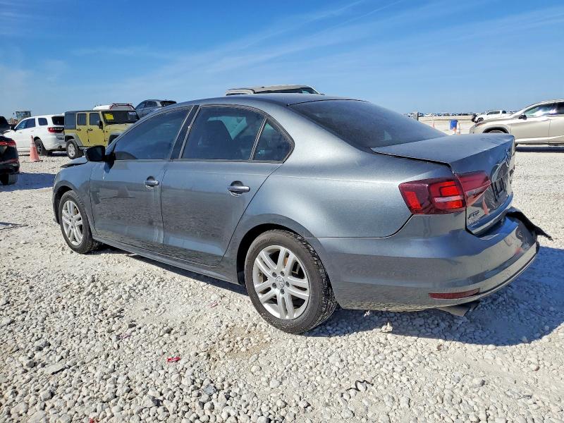 Photo 2 from auction – 2018 VOLKSWAGEN JETTA S with VIN 3VW2B7AJ4JM249691