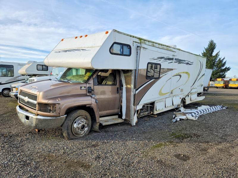 Photo 2 from auction – 2005 CHEVROLET C5500 C5U0 with VIN 1GBE5U1E35F506861