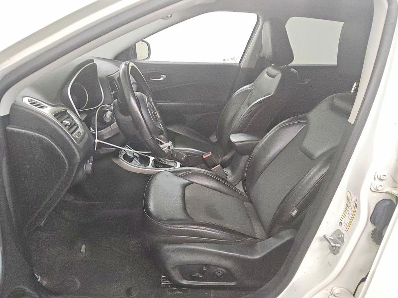 Photo 7 from auction – 2019 JEEP COMPASS LA with VIN 3C4NJDBB0KT652891