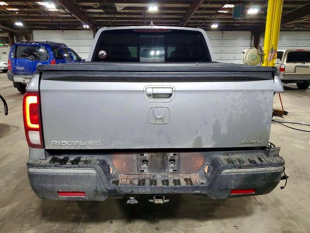 Photo 6 from auction – 2019 HONDA RIDGELINE with VIN 5FPYK3F59KB043328
