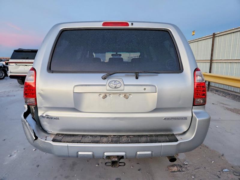 Photo 6 from auction – 2007 TOYOTA 4RUNNER SR with VIN JTEZU14RX78079436