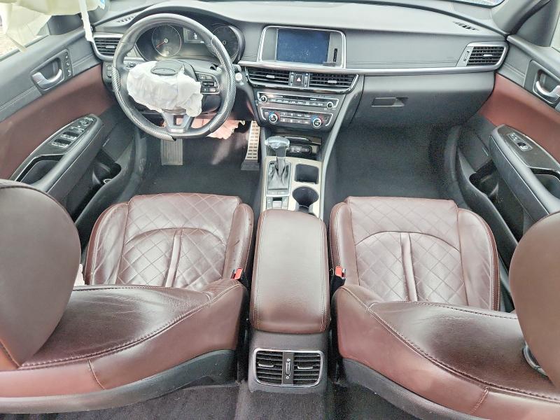 Photo 8 from auction – 2017 KIA OPTIMA with VIN 5XXGV4L26HG167249