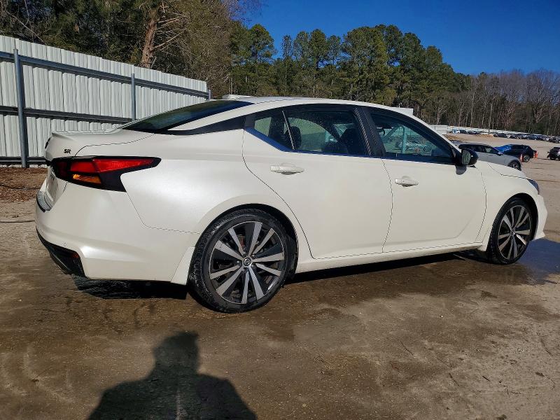 Photo 3 from auction – 2020 NISSAN ALTIMA SR with VIN 1N4BL4CV4LC263986