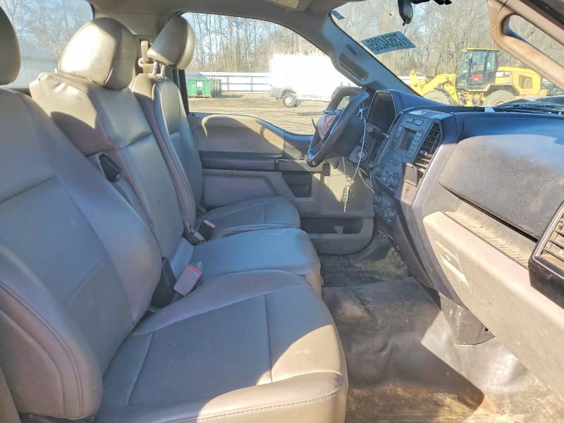 Photo 10 from auction – 2016 FORD F150 with VIN 1FTMF1E8XGKD35298
