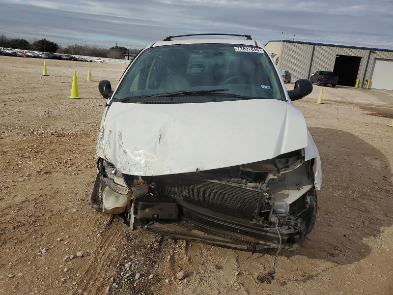 Photo 5 from auction – 2007 CHRYSLER TOWN & COU with VIN 2A4GP44R97R109514