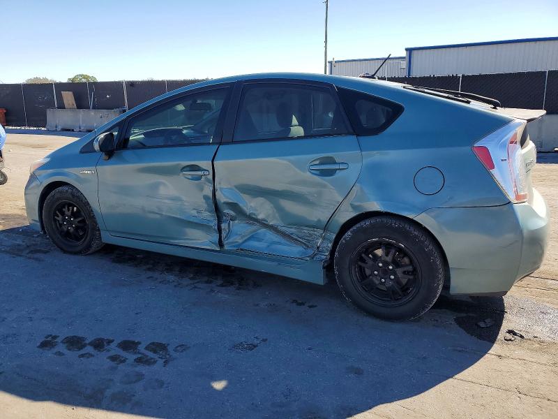 Photo 2 from auction – 2014 TOYOTA PRIUS with VIN JTDKN3DU7E1744270