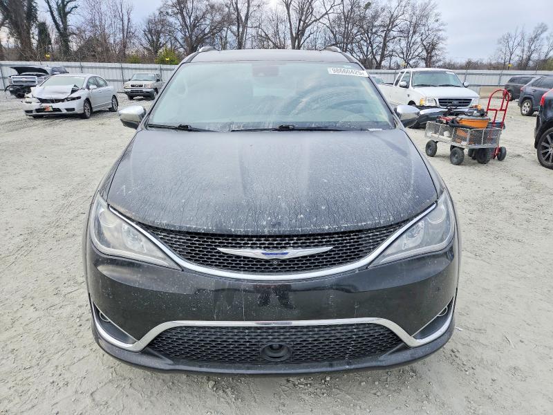 Photo 5 from auction – 2018 CHRYSLER PACIFICA L with VIN 2C4RC1GG2JR211781