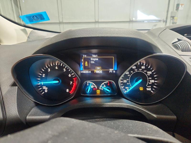Photo 9 from auction – 2017 FORD ESCAPE SE with VIN 1FMCU9GD9HUB11614