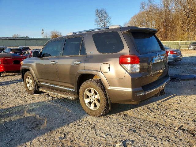 Photo 2 from auction – 2012 TOYOTA 4RUNNER SR with VIN JTEBU5JR5C5109306