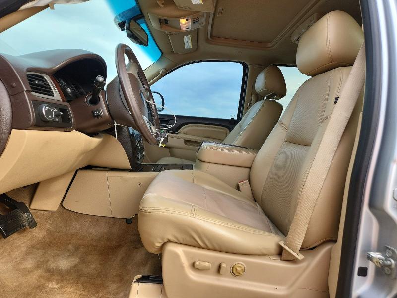 Photo 7 from auction – 2012 GMC YUKON DENA with VIN 1GKS2EEF1CR325712