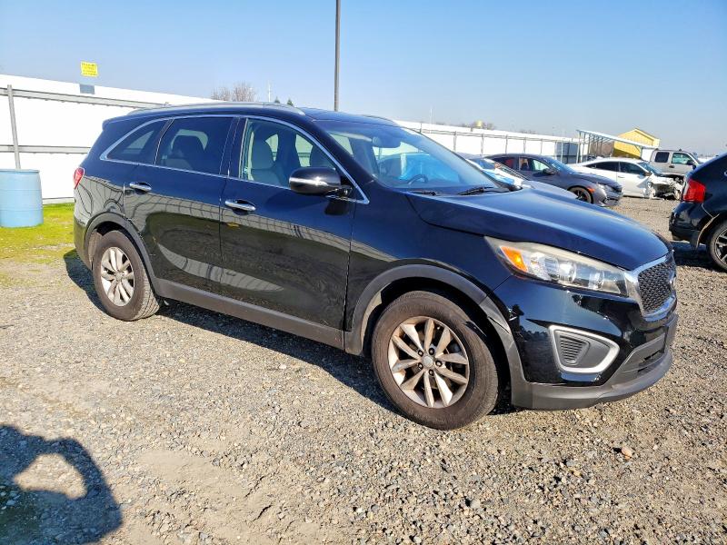 Photo 4 from auction – 2016 KIA SORENTO LX with VIN 5XYPG4A3XGG046157