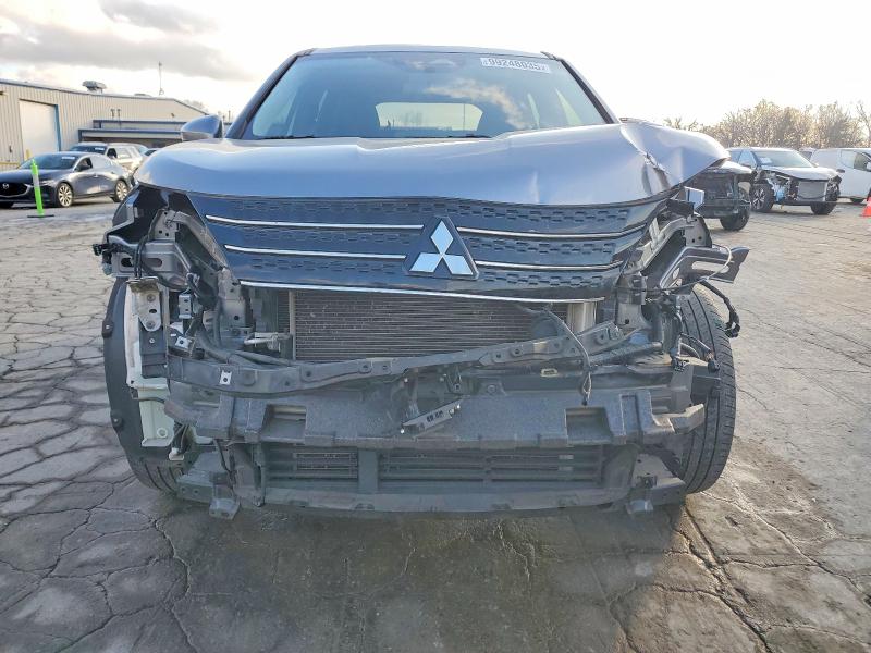 Photo 5 from auction – 2022 MITSUBISHI OUTLANDER with VIN JA4J3UA83NZ025267