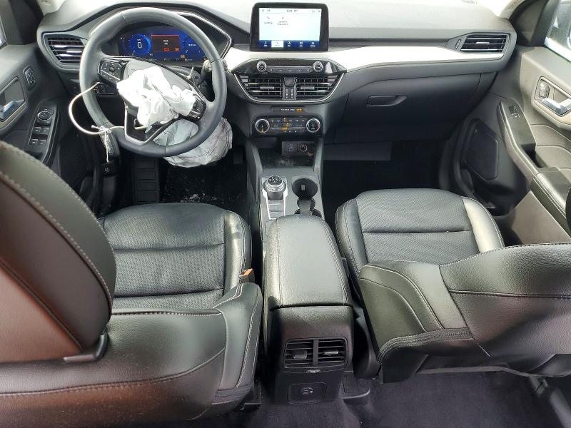 Photo 8 from auction – 2022 FORD ESCAPE with VIN 1FMCU9H92NUB42659