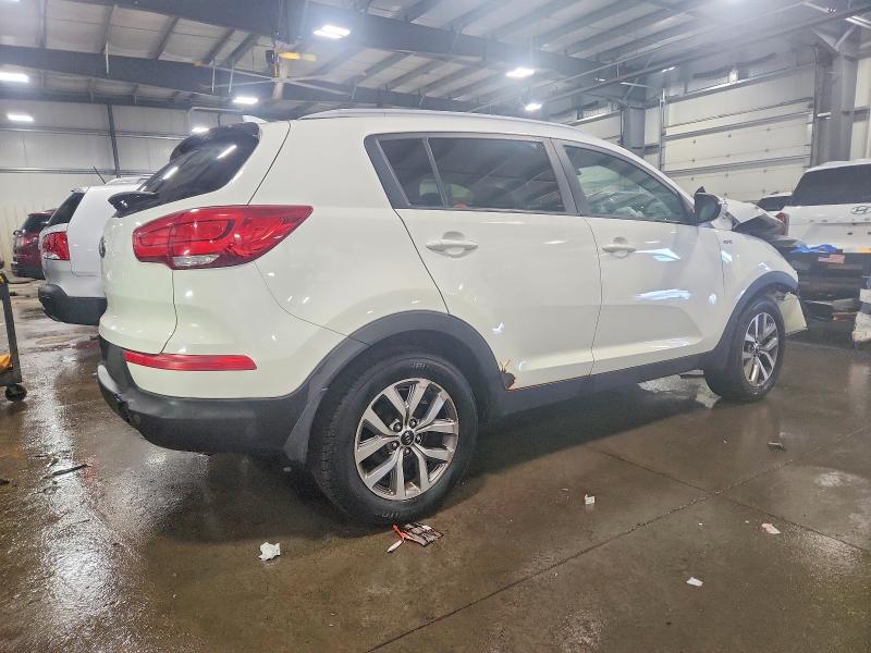 Photo 3 from auction – 2015 KIA SPORTAGE L with VIN KNDPBCAC2F7702372