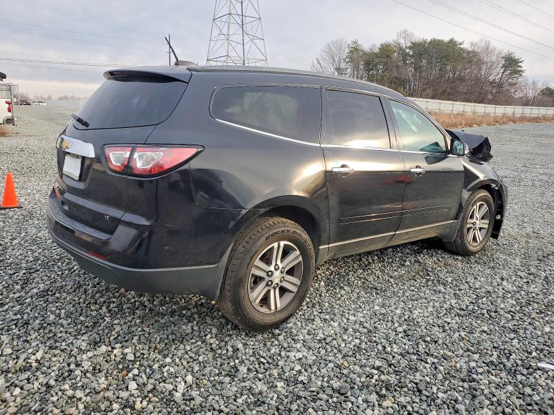 Photo 3 from auction – 2017 CHEVROLET TRAVERSE with VIN 1GNKRHKD7HJ128150
