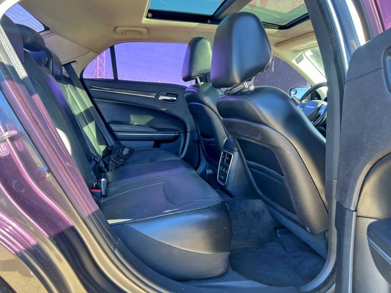 Photo 6 from auction – 2016 CHRYSLER 300C with VIN 2C3CCAEG8GH189863