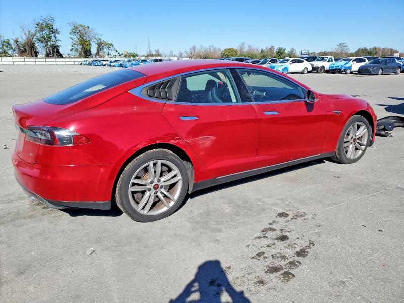 Photo 3 from auction – 2013 TESLA MODEL S with VIN 5YJSA1CG8DFP27334