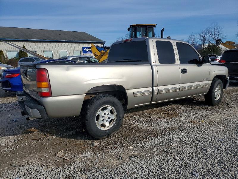 Photo 3 from auction – 2000 CHEVROLET SILVERADO with VIN 1GCEK19T4YZ160182