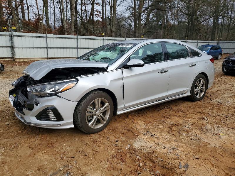 HYUNDAI SONATA LIM 2019 with VIN 5NPE34AF9KH798947 - Photo from auction