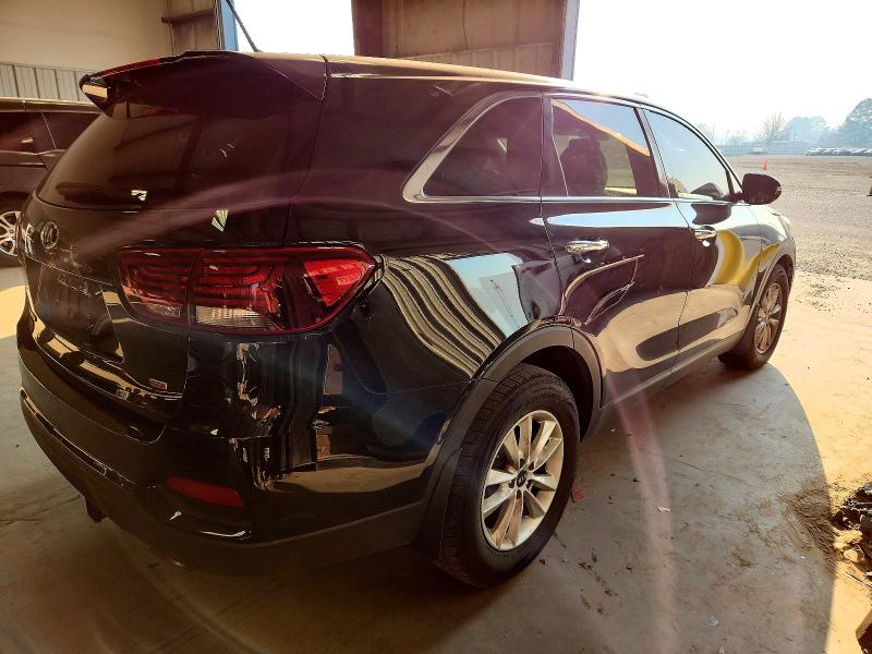 Photo 3 from auction – 2019 KIA SORENTO L with VIN 5XYPG4A38KG580959