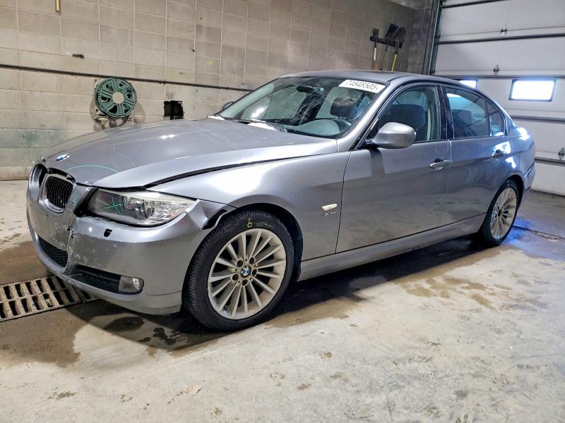 BMW 328 XI 2011 with VIN WBAPK7C52BA970242 - Photo from auction