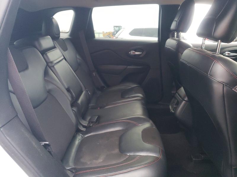 Photo 11 from auction – 2016 JEEP CHEROKEE T with VIN 1C4PJMBS5GW269409