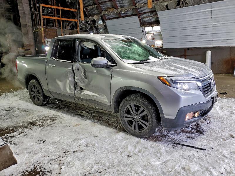 Photo 4 from auction – 2019 HONDA RIDGELINE with VIN 5FPYK3F15KB047292
