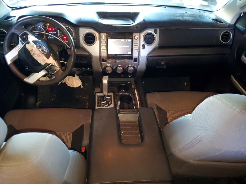 Photo 8 from auction – 2015 TOYOTA TUNDRA CRE with VIN 5TFEY5F17FX190875