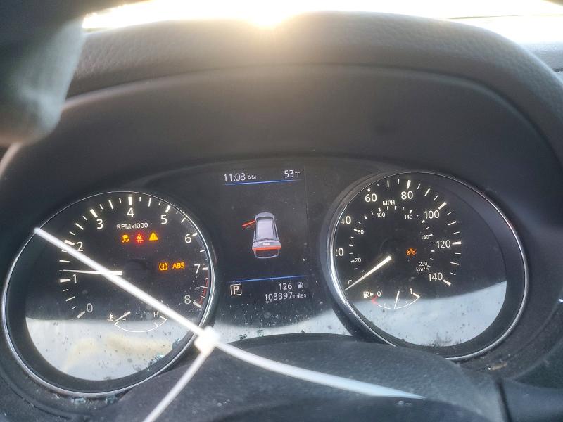 Photo 9 from auction – 2018 NISSAN ROGUE with VIN 5N1AT2MT2JC733920