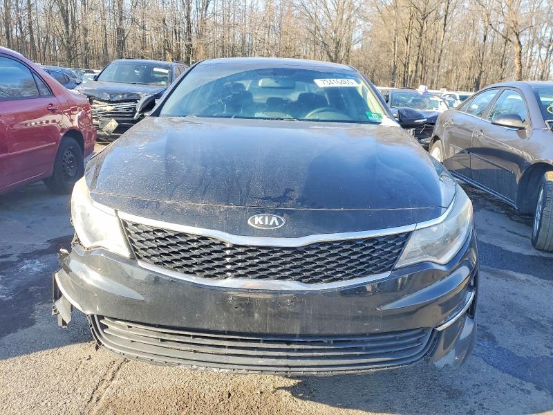Photo 5 from auction – 2016 KIA OPTIMA with VIN 5XXGT4L37GG100379