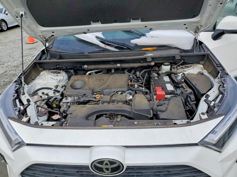 Photo 12 from auction – 2022 TOYOTA RAV4 with VIN 2T3W1RFVXNW199897