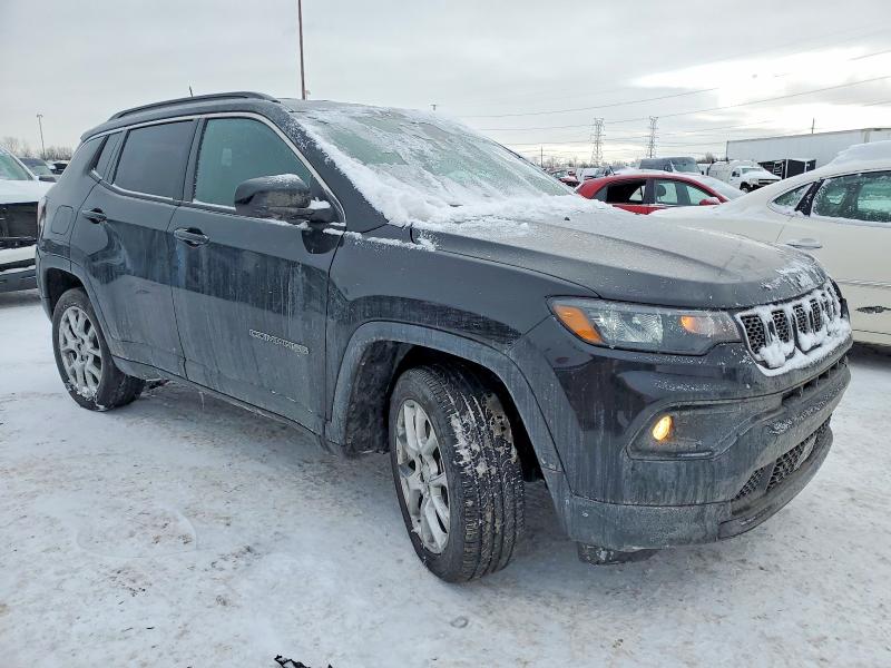 Photo 4 from auction – 2024 JEEP COMPASS with VIN 3C4NJDFN6RT601278