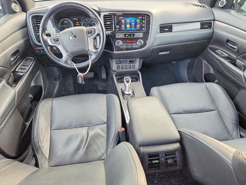 Photo 8 from auction – 2019 MITSUBISHI OUTLANDER with VIN JA4J24A54KZ056337