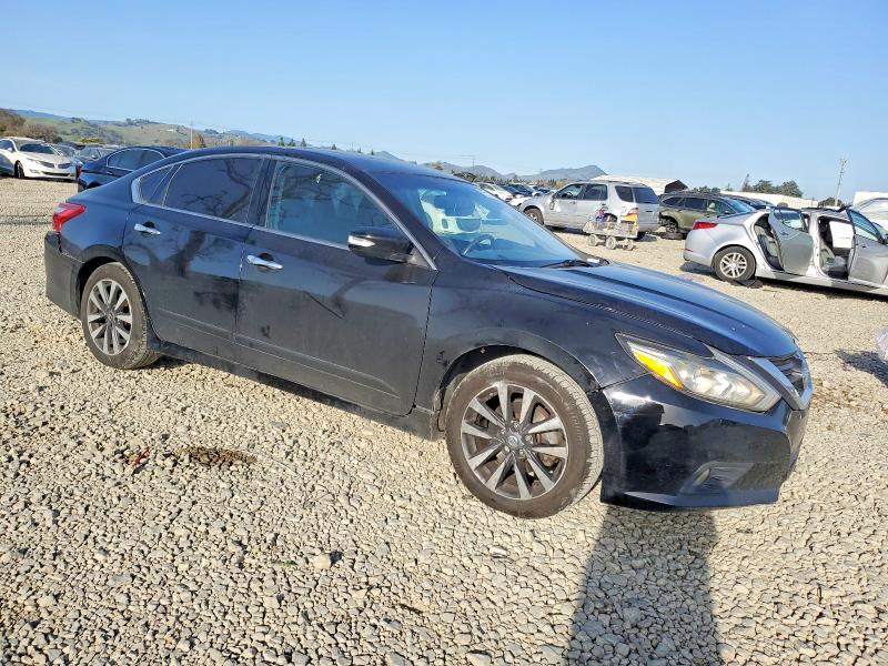 Photo 4 from auction – 2017 NISS ALTIMA with VIN 1N4AL3APXHC280180