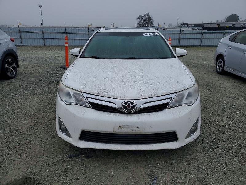 Photo 5 from auction – 2014 TOYOTA CAMRY L with VIN 4T4BF1FK0ER343978