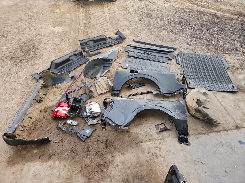 Photo 12 from auction – 2023 FORD MAVERICK X with VIN 3FTTW8F94PRA63483